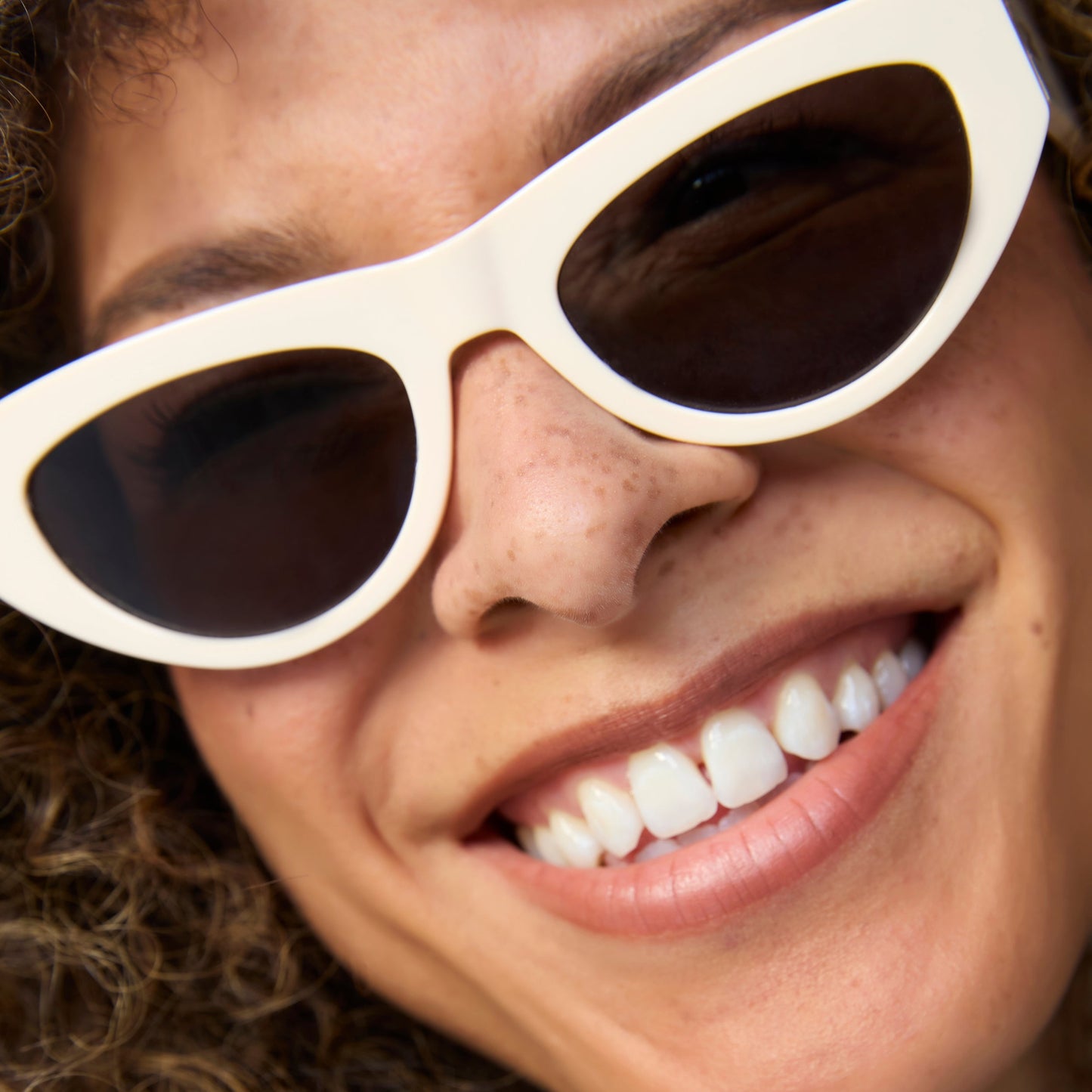 Béatrice Sun Grey Marble