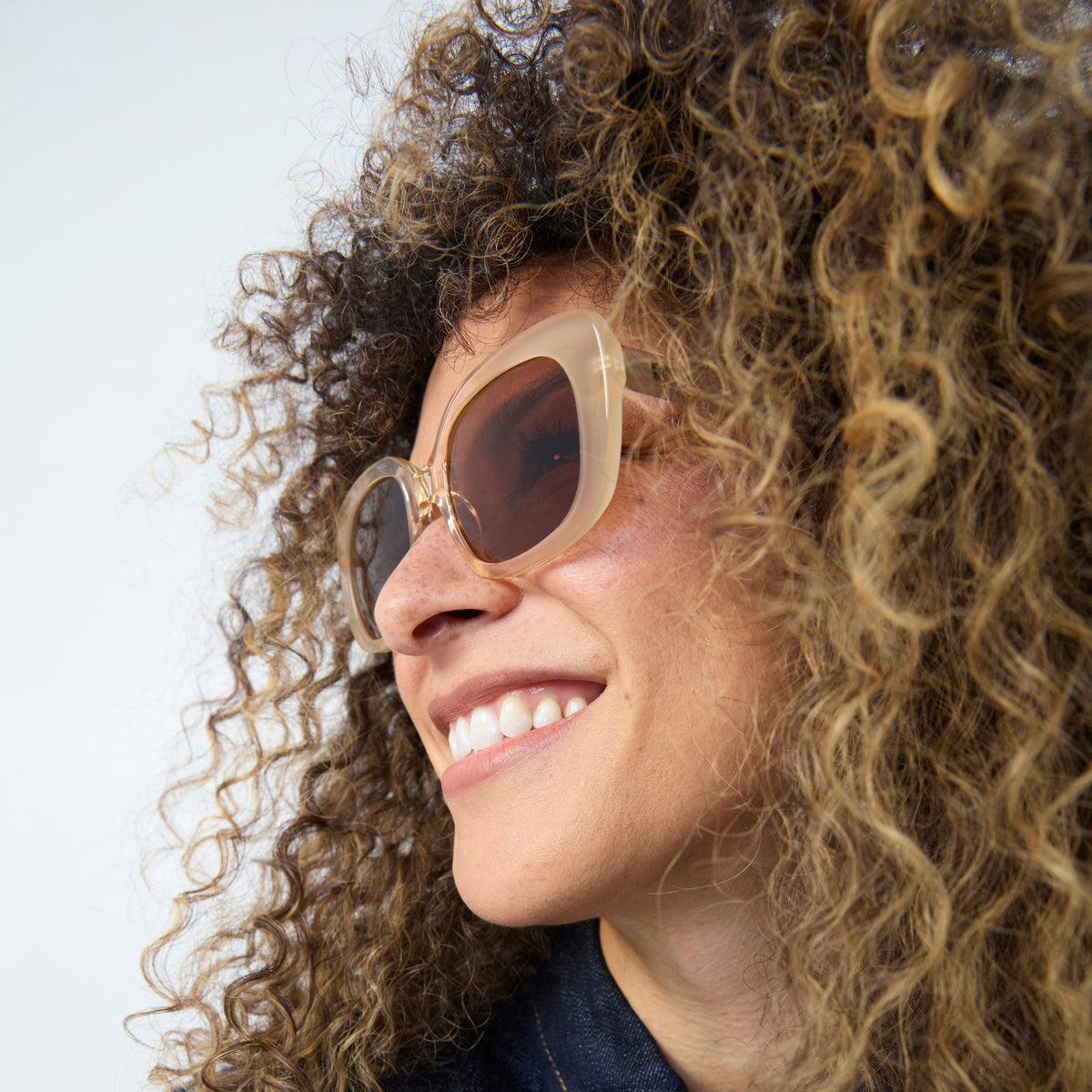 Celeste Sun Gradient Black