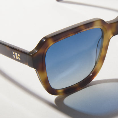 Reuben Sun Marron Tortoise